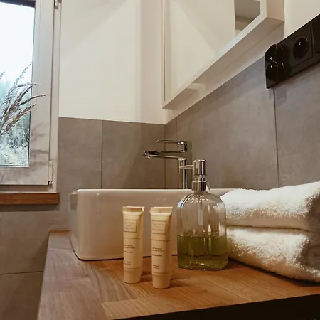 بيت للعطل W Gorach Lubinowa 6 مينزليجة