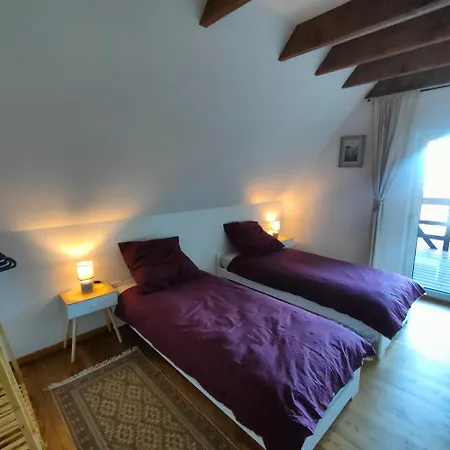 W Gorach Lubinowa 6 بيت للعطل مينزليجة